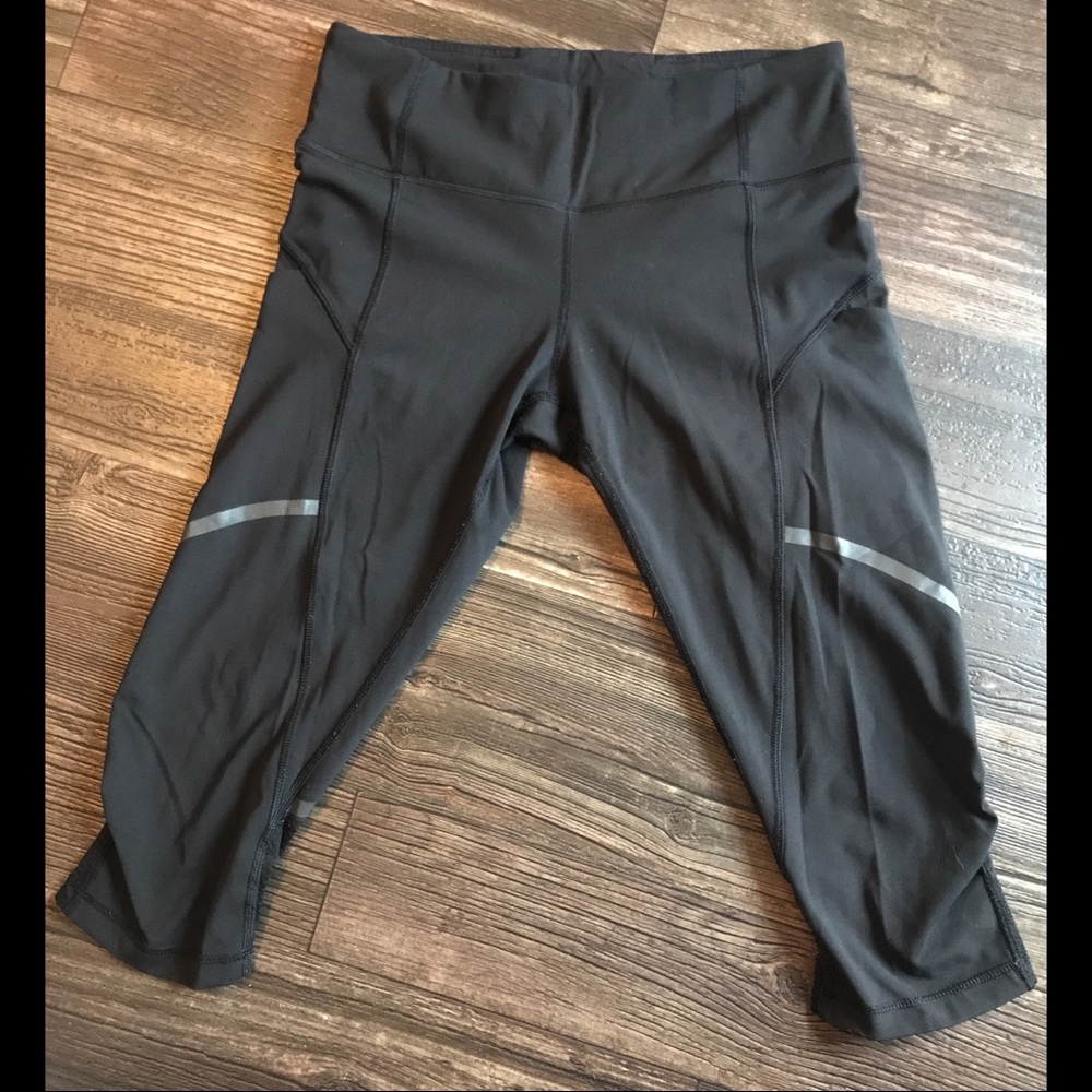 3/$50 Lululemon Crop Scrunch Leggings 16”Inseam